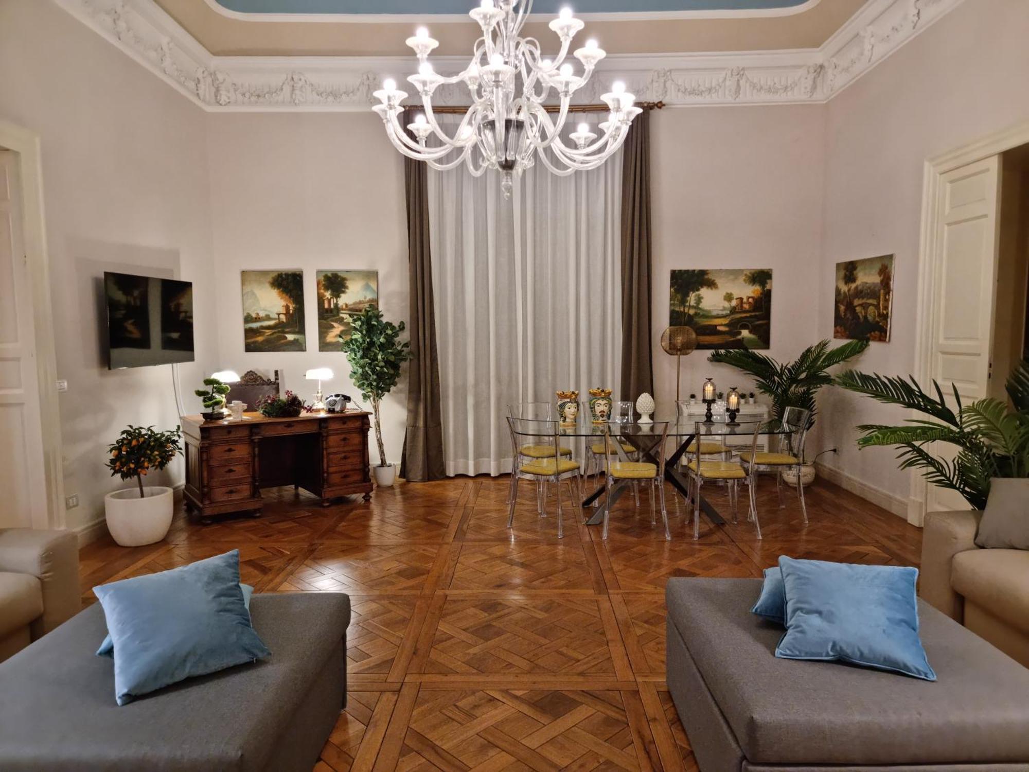 Luxury Historic Residence With Heated Pool Near Catania, Taormina, The Sea And Mount Etna Джарре Экстерьер фото